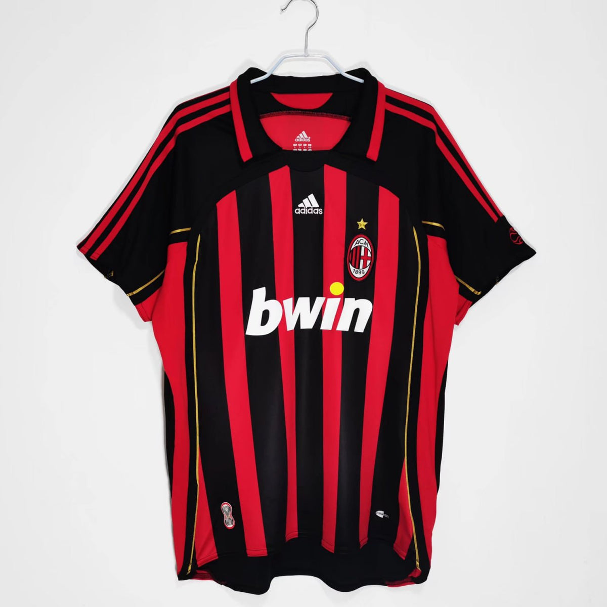 PREMIUM QUALITY PRINTED FOOTBALL RETRO JERSEY