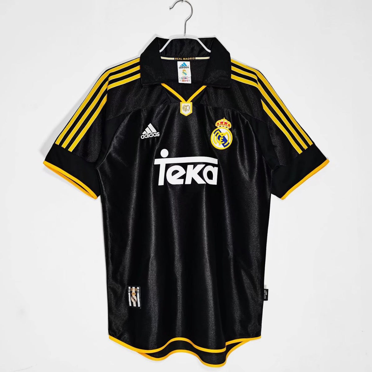 PREMIUM QUALITY PRINTED FOOTBALL RETRO JERSEY